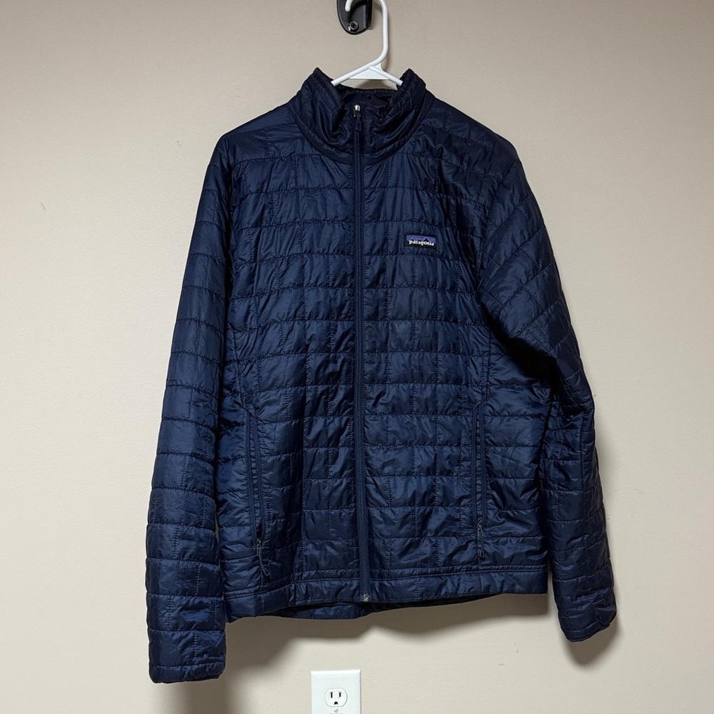 Patagonia Men's Dark Blue Puffer Jacket